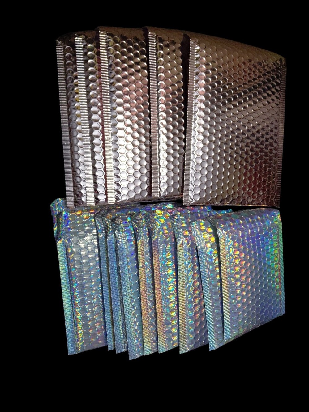 15ct. 7x10/4x6 Holographic Metallic Bubble Mailer Set 10ct.Silver/5ct. Rose Gold - Picture 3 of 6